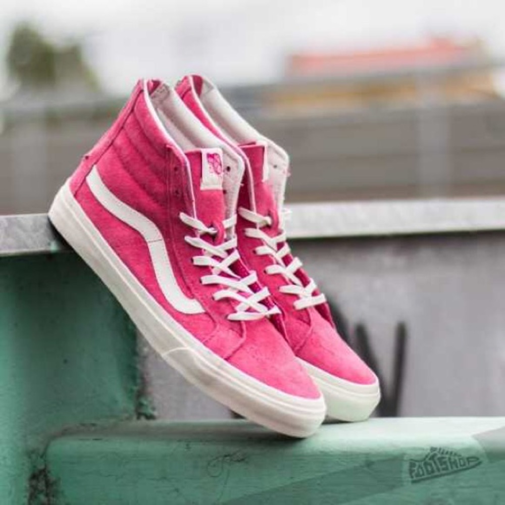 Vans Sk8-Hi Pink suede scotch guard